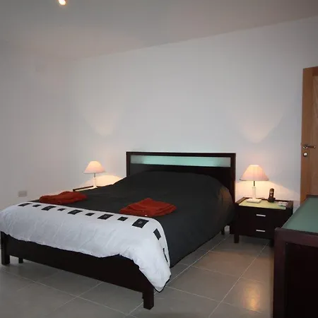 Cloister's Walk Apartment *