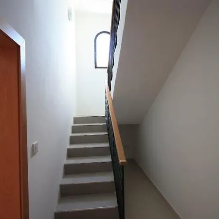 Cloister's Walk Apartment